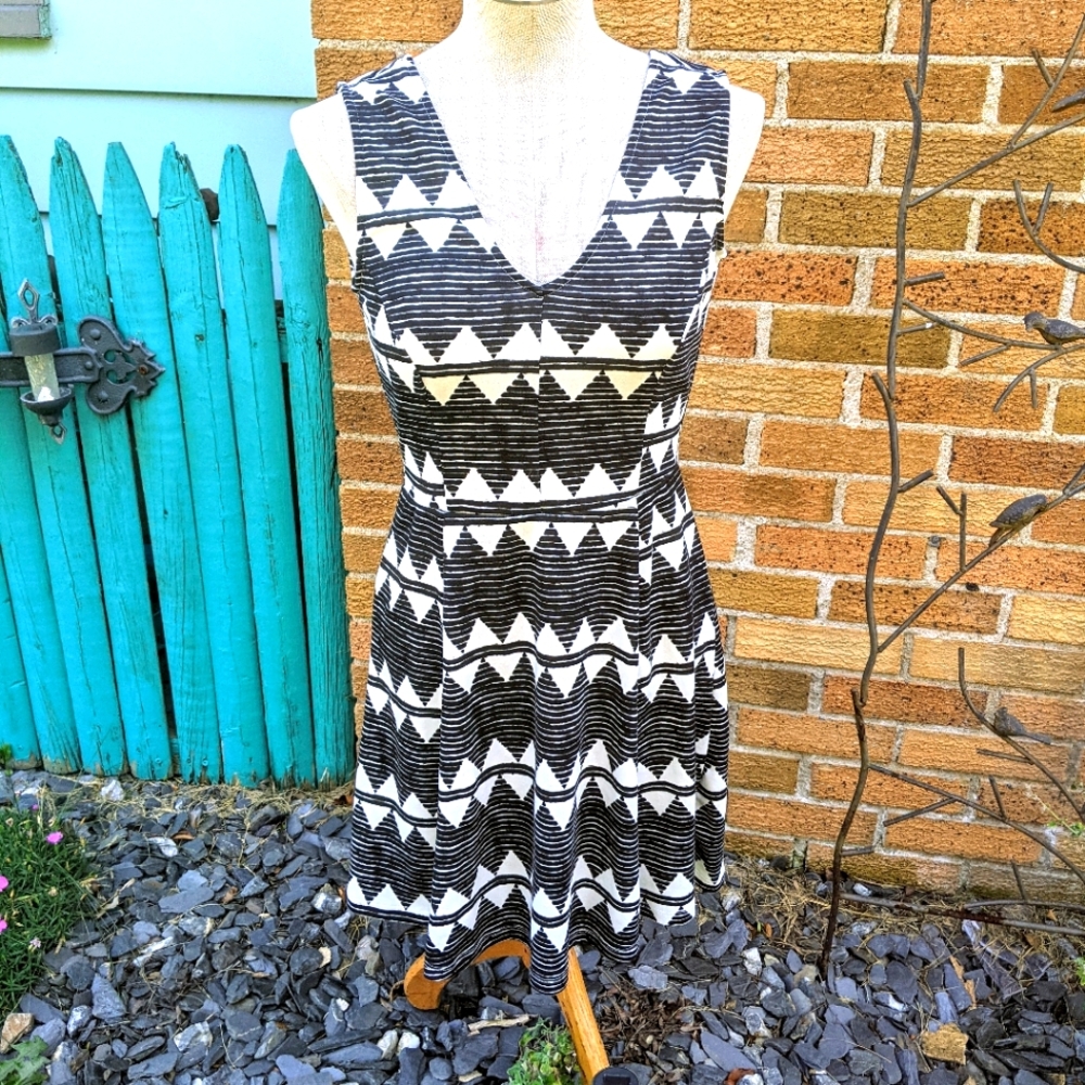 H&M Dress Black White Sz Small